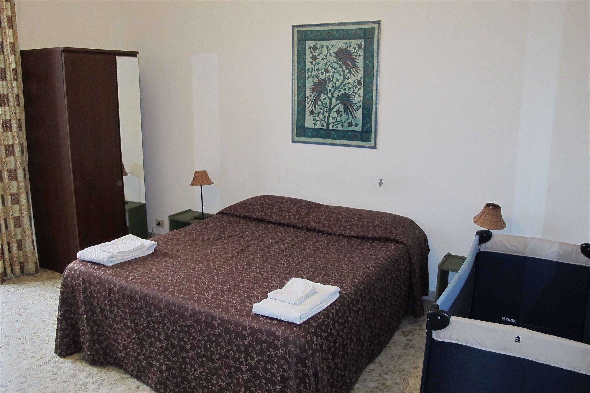 Little Italy Hotel Roma
